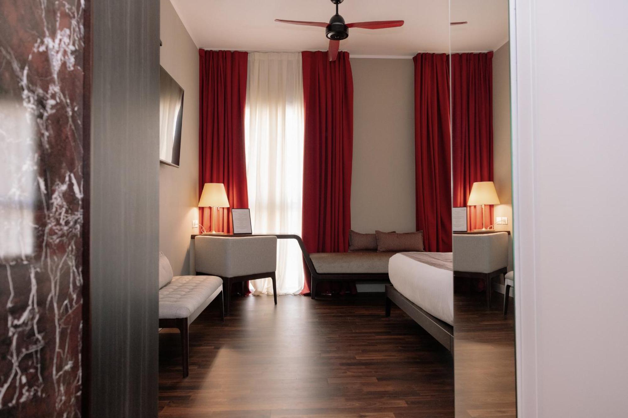 10 Keys Milano Hotell Exteriör bild